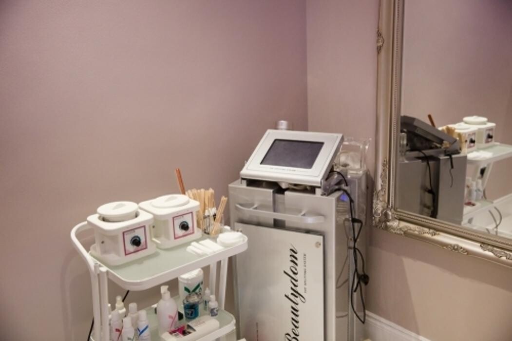 Images Luxurious Beauty Boutique Beauty & Laser Clinic