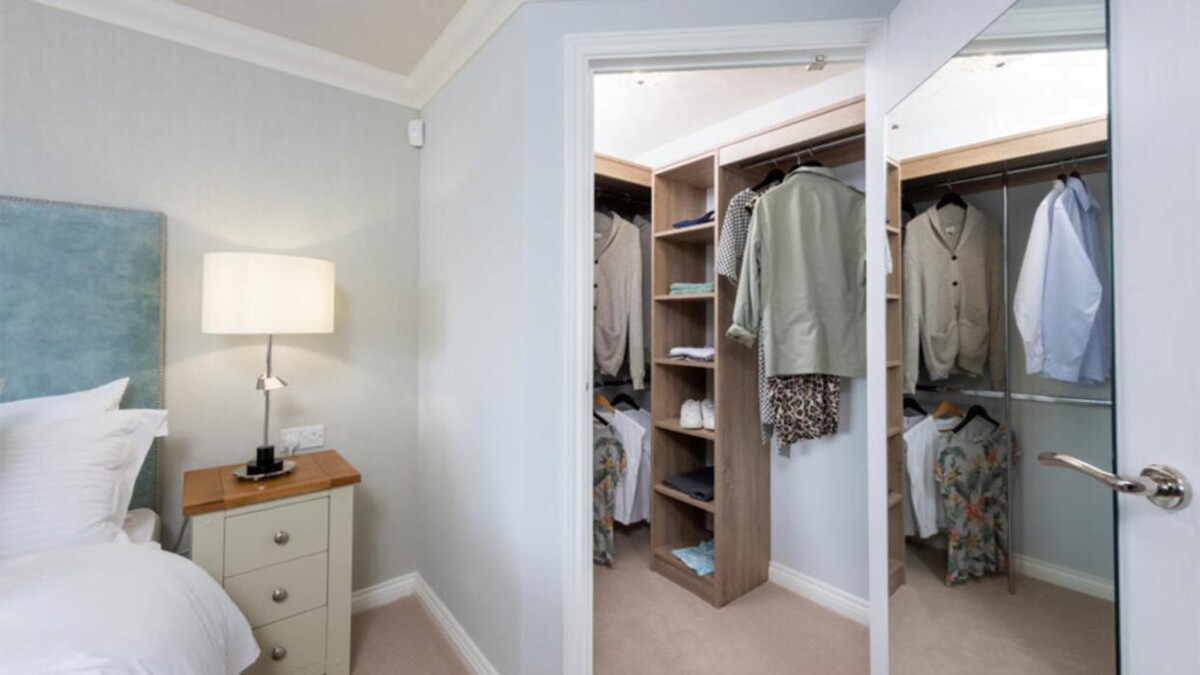 Images Churchill Living