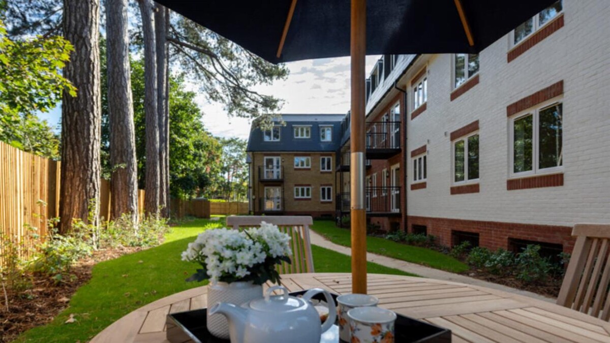 Images Churchill Living
