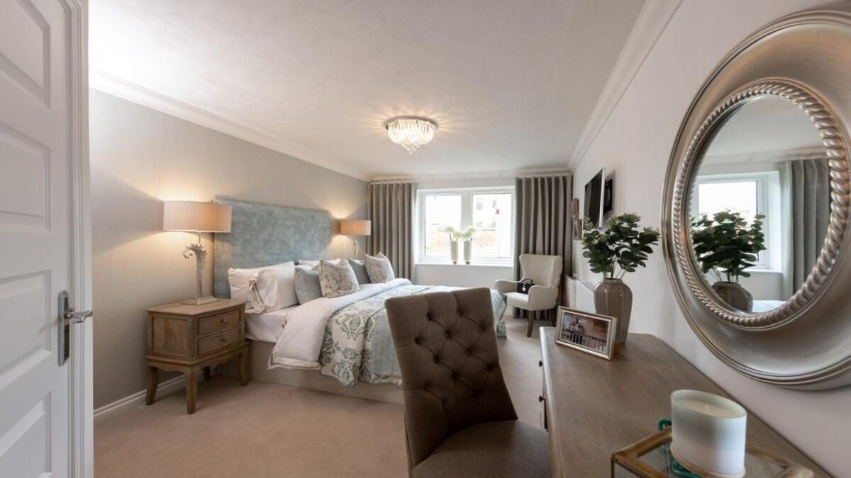 Images Churchill Living