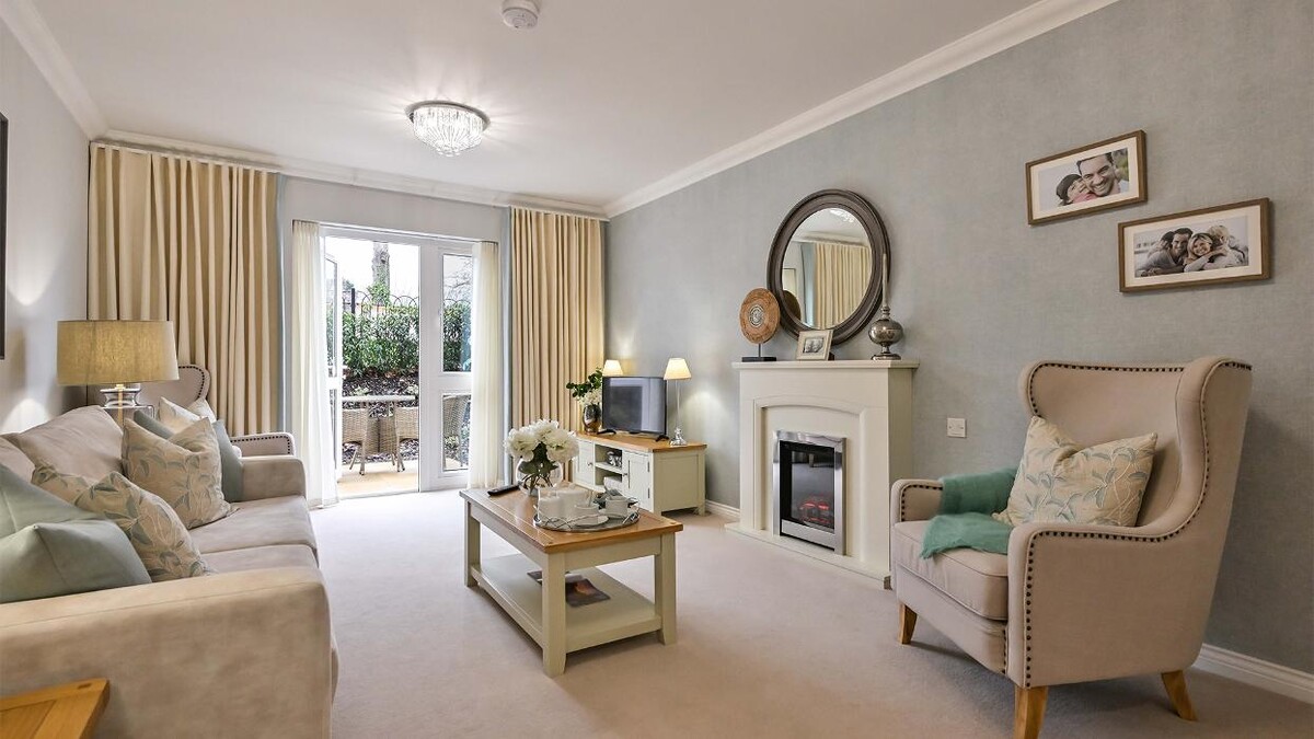 Images Churchill Living