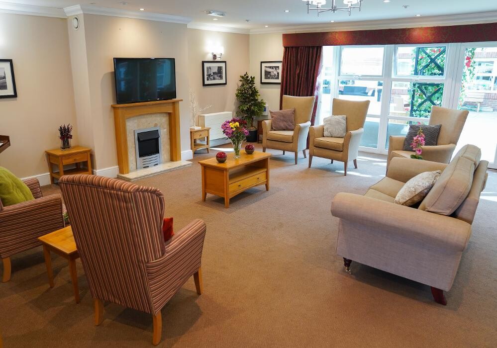 Images Park View Residential Care Home - Sanctuary Care
