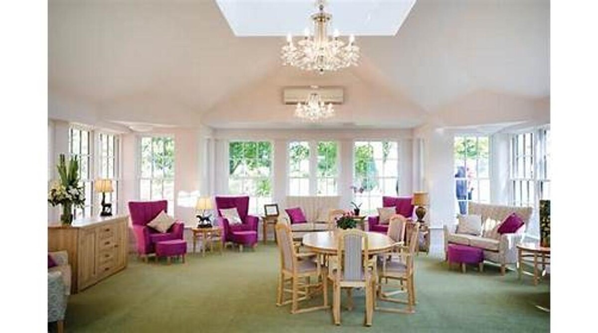 Images Watlington & District Residential and Nursing Home - Sanctuary Care