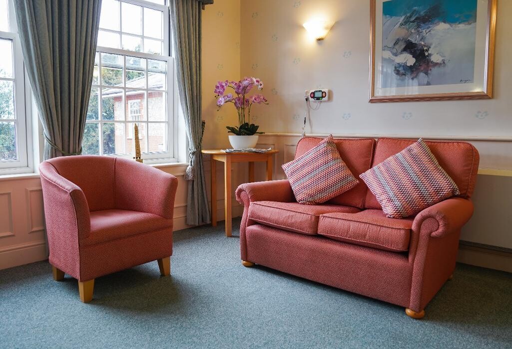 Images Watlington & District Residential and Nursing Home - Sanctuary Care