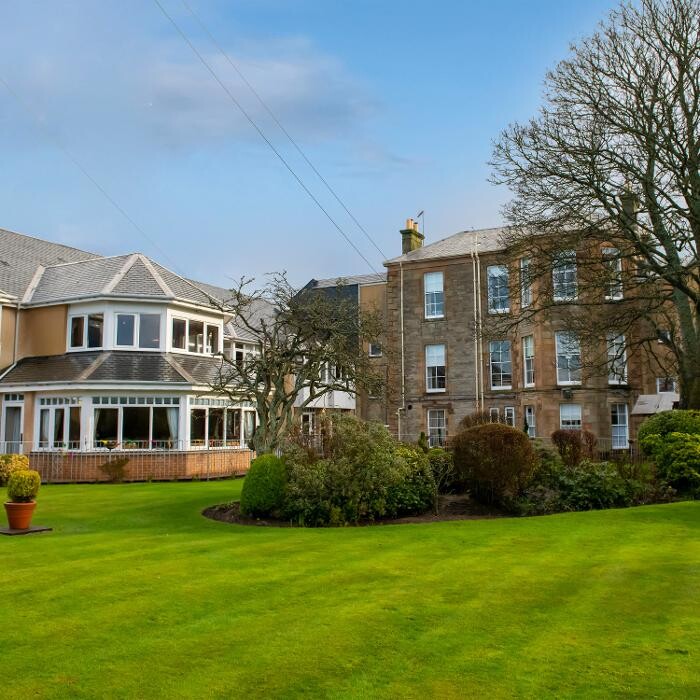 Images Glenfairn House Care Home - Sanctuary Care