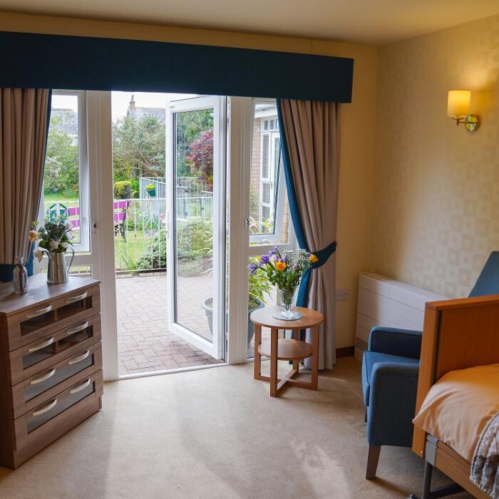 Images Glenfairn House Care Home - Sanctuary Care