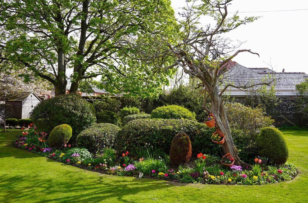 Images Glenfairn House Care Home - Sanctuary Care