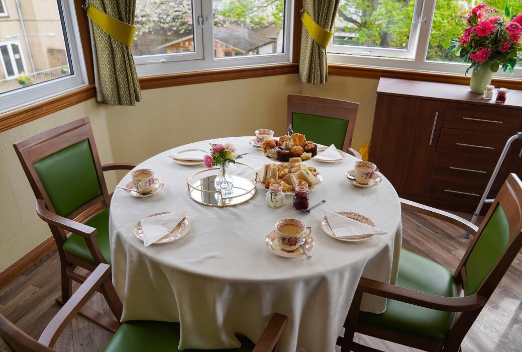 Images Glenfairn House Care Home - Sanctuary Care