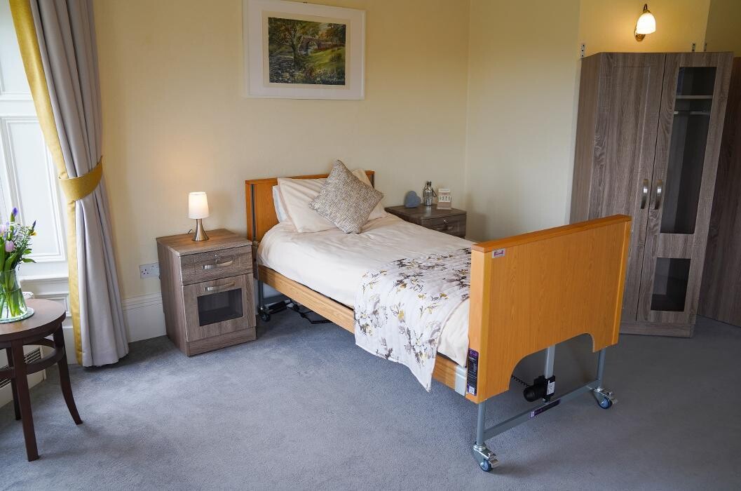 Images Glenfairn House Care Home - Sanctuary Care