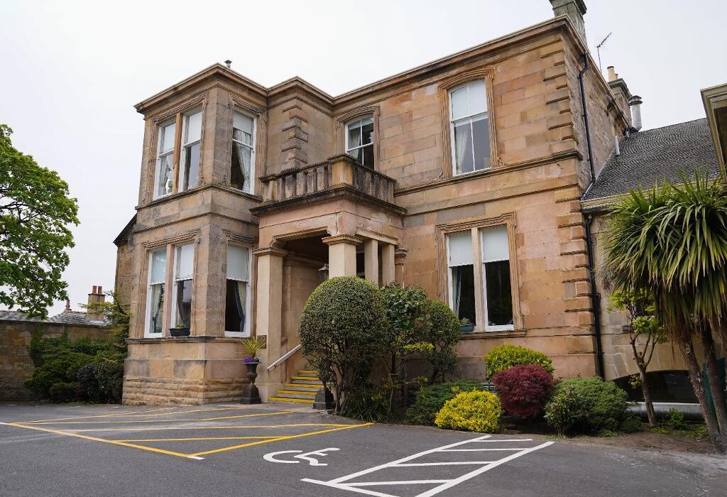 Images Glenfairn House Care Home - Sanctuary Care