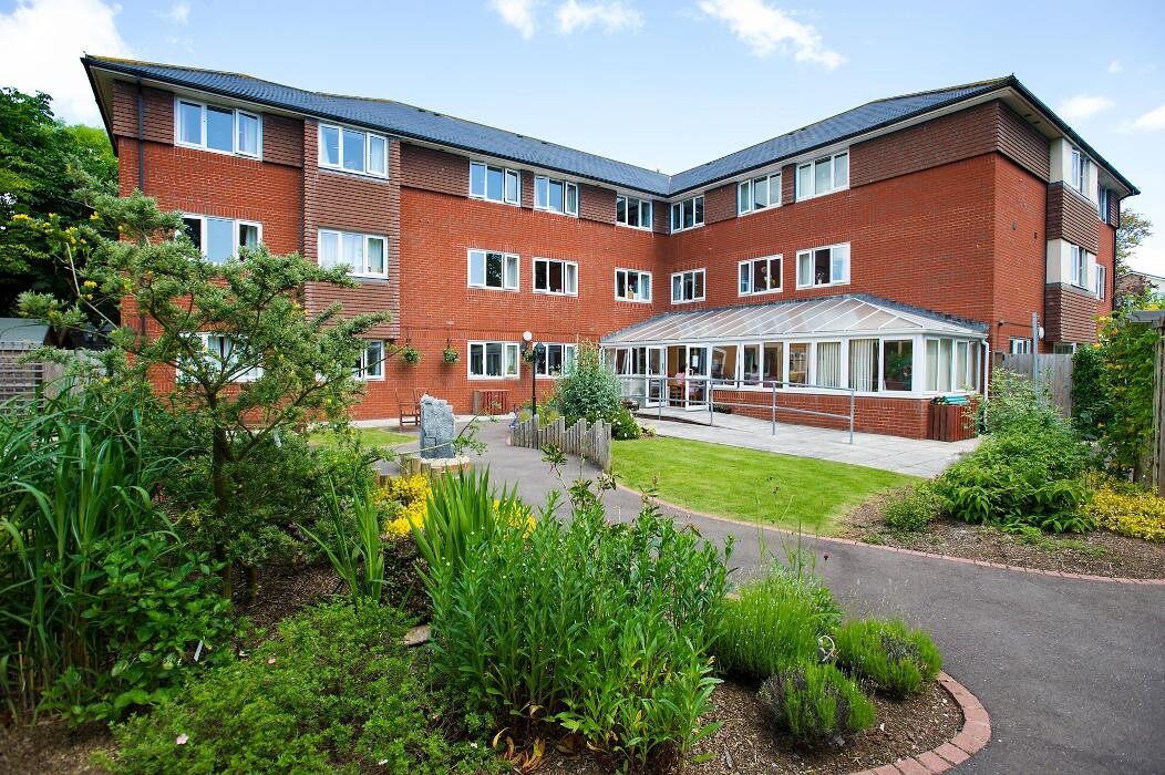 Images Fernihurst Nursing Home - Sanctuary Care