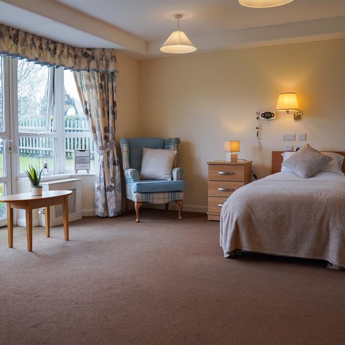 Images Heathlands Residential Care Home - Sanctuary Care