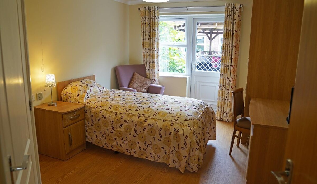 Images Briarscroft Residential Care Home - Sanctuary Care