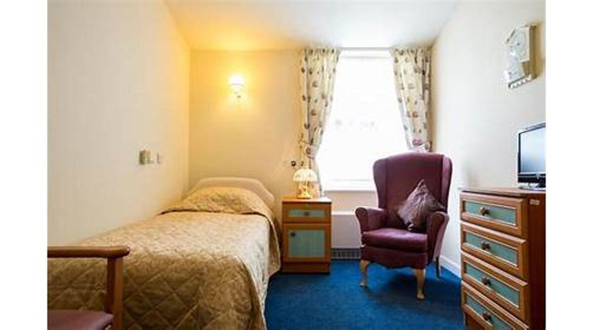 Images Birchwood Residential Care Home - Sanctuary Care