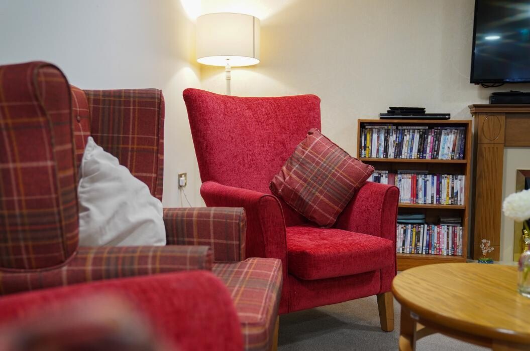 Images Ivydene Residential and Nursing Home - Sanctuary Care