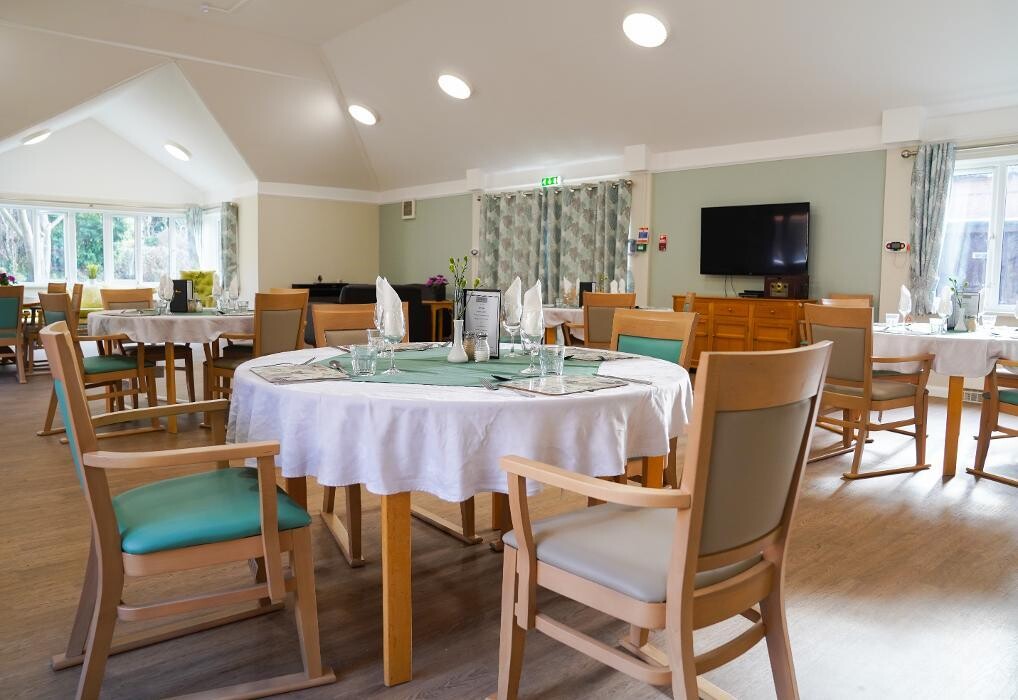 Images Caton House Residential and Nursing Home - Sanctuary Care