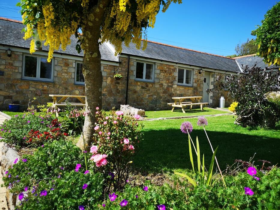 Images Friesian Valley Cottages