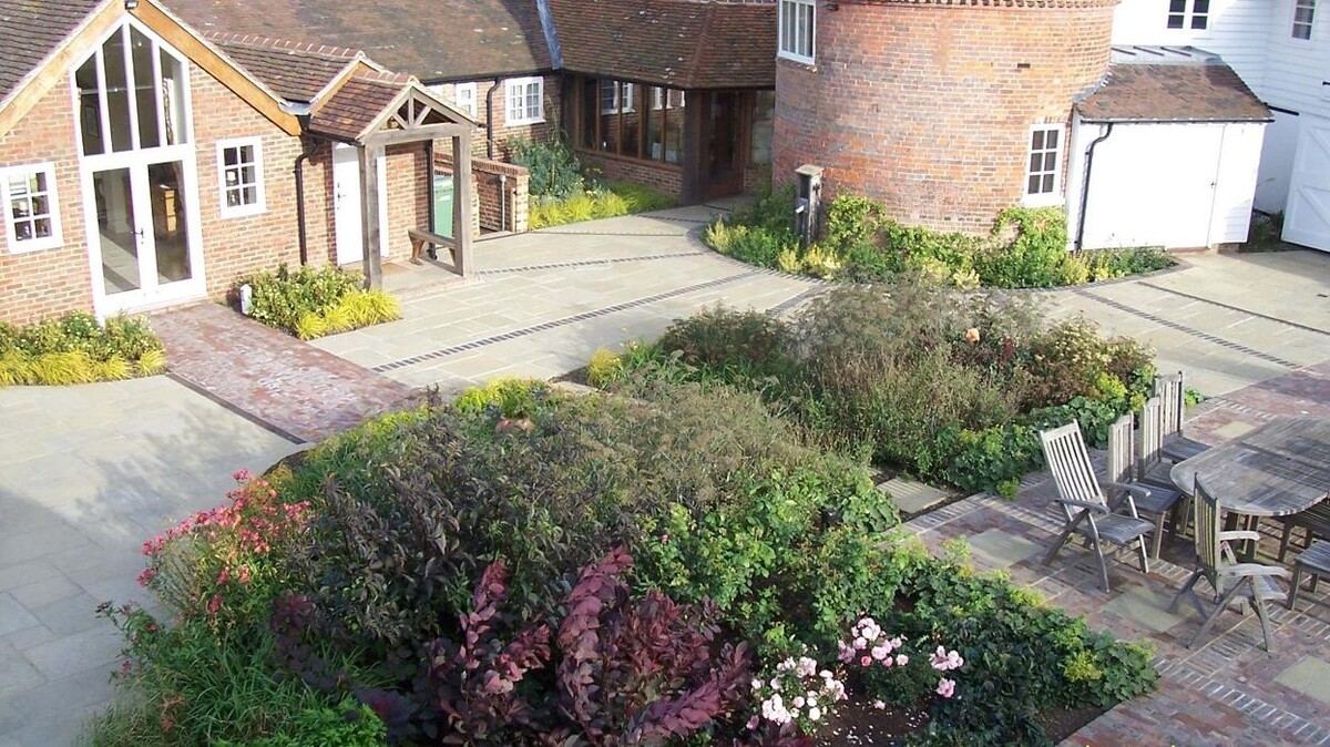 Images Greenacre Landscapes