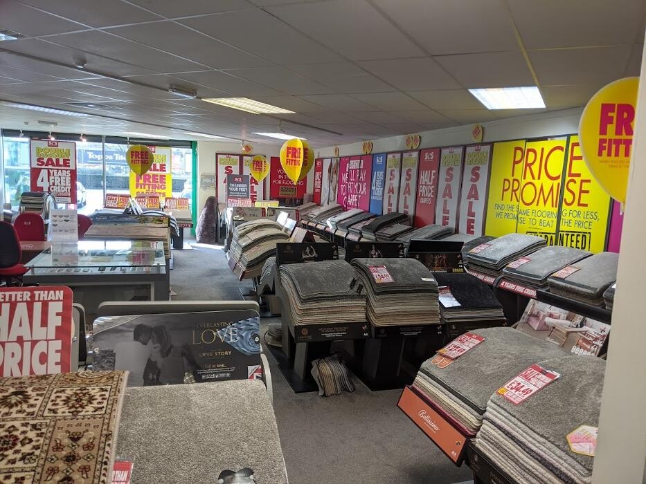 Images ScS London Staples Corner Retail Park