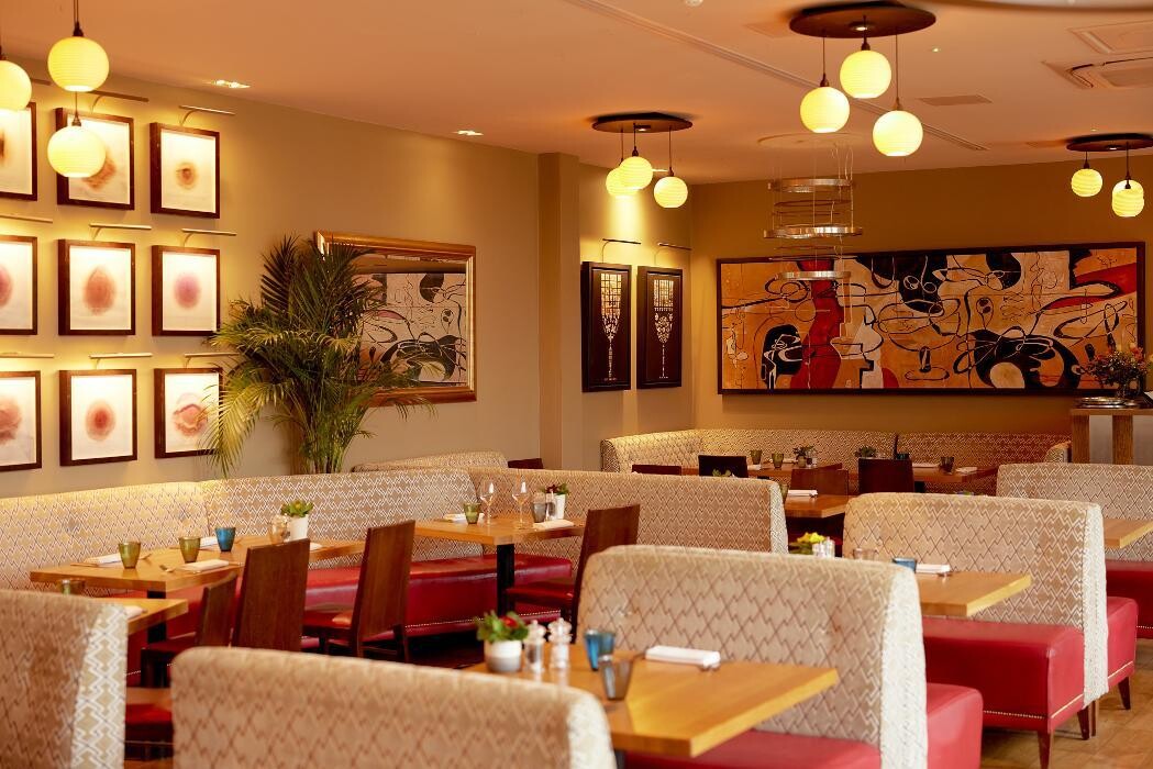 Images Bishopstrow Hotel & Spa