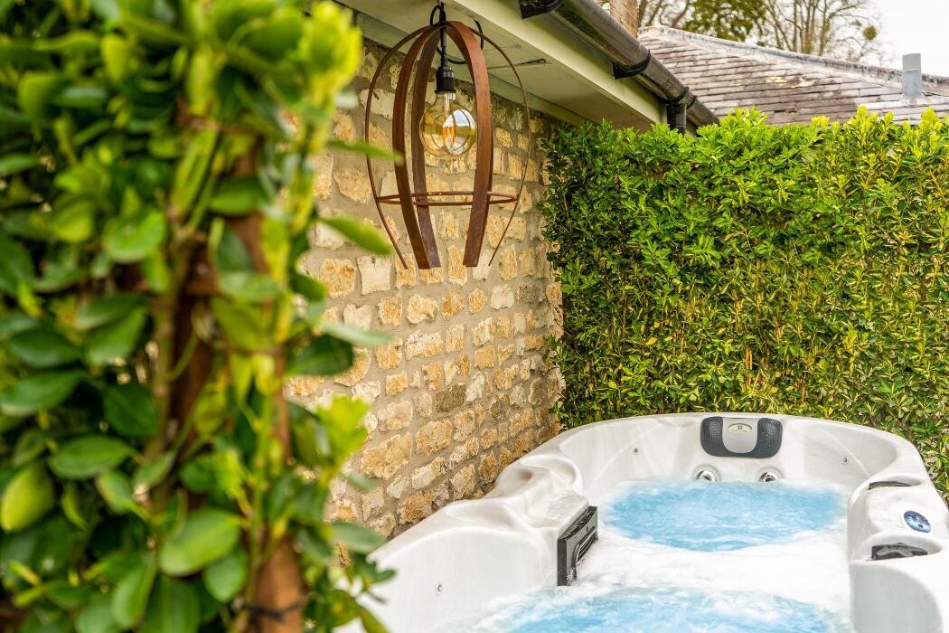 Images Bishopstrow Hotel & Spa