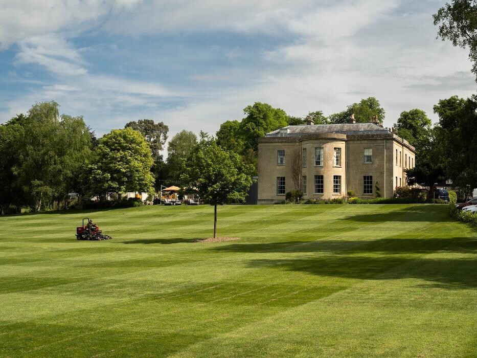 Images Bishopstrow Hotel & Spa