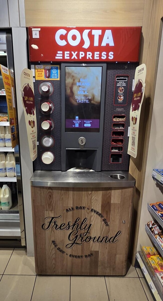 Images Shell Recharge Charging Station