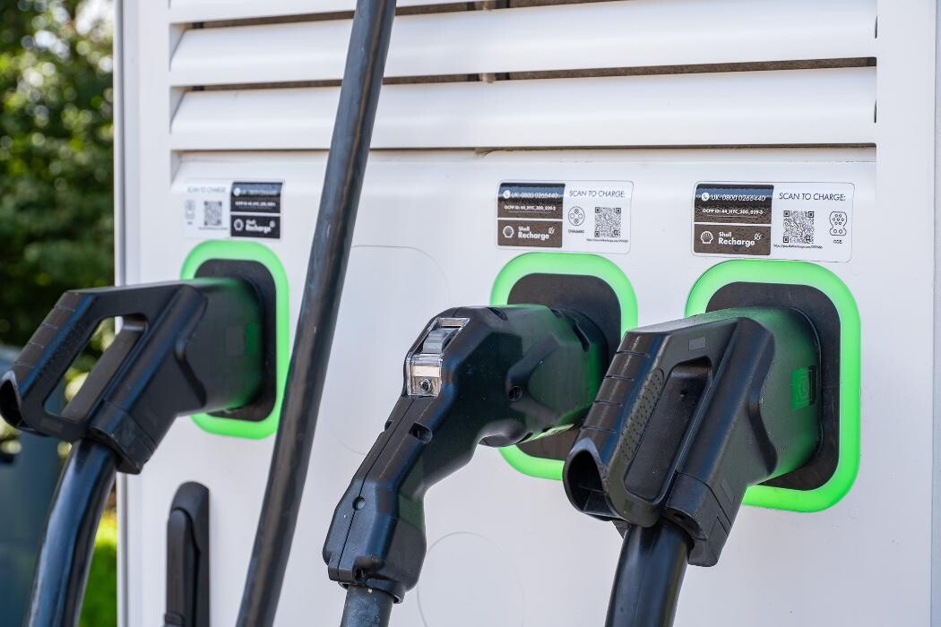 Images Shell Recharge Charging Station