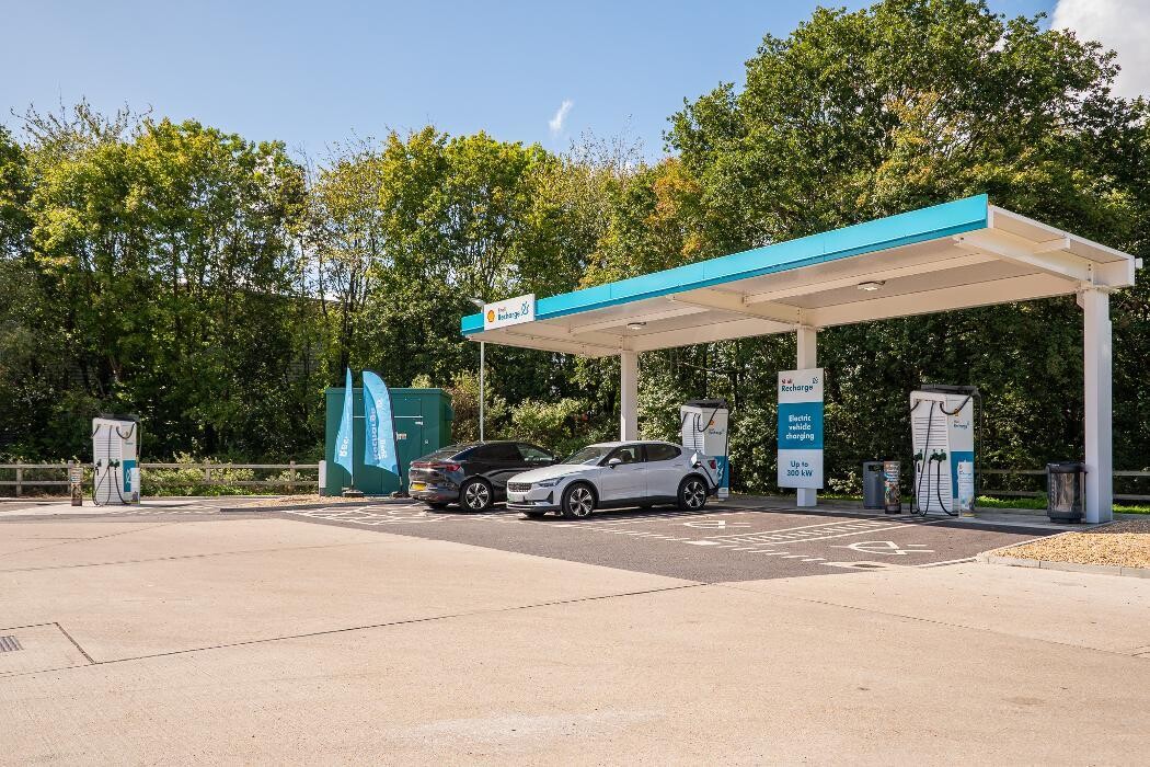 Images Shell Recharge Charging Station
