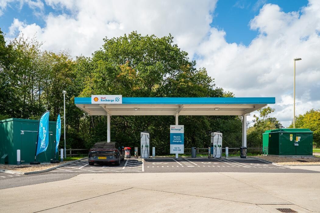 Images Shell Recharge Charging Station