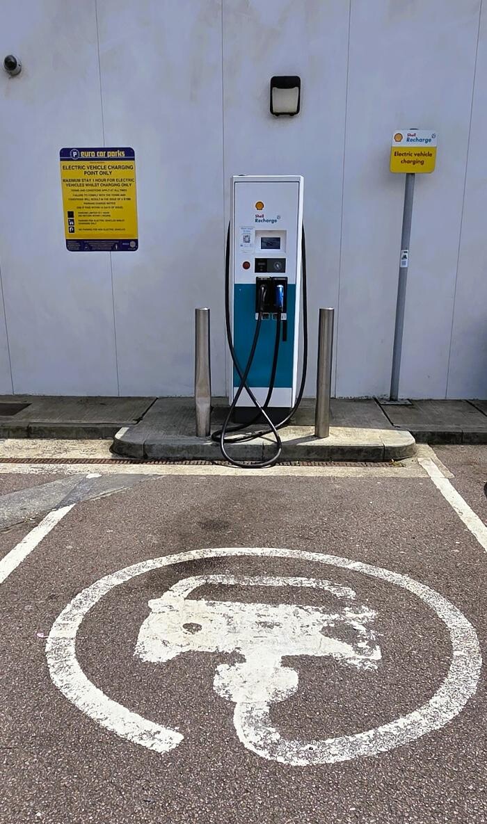 Images Shell Recharge Charging Station