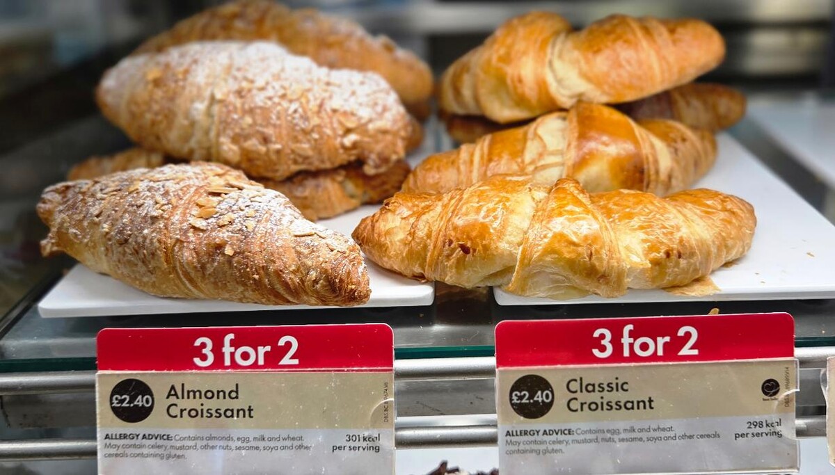 Images Shell Recharge Charging Station