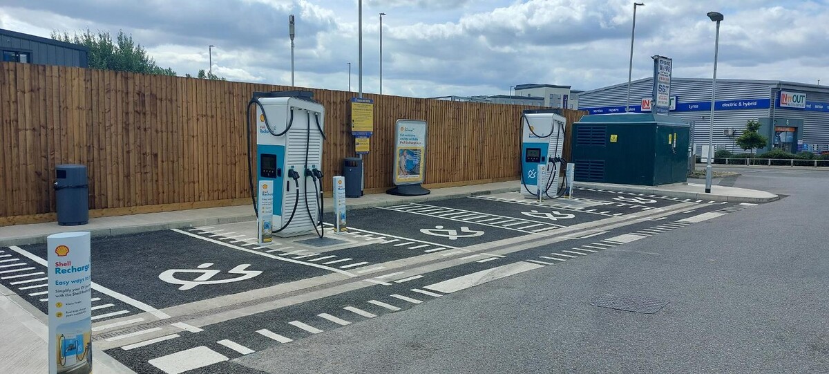 Images Shell Recharge Charging Station