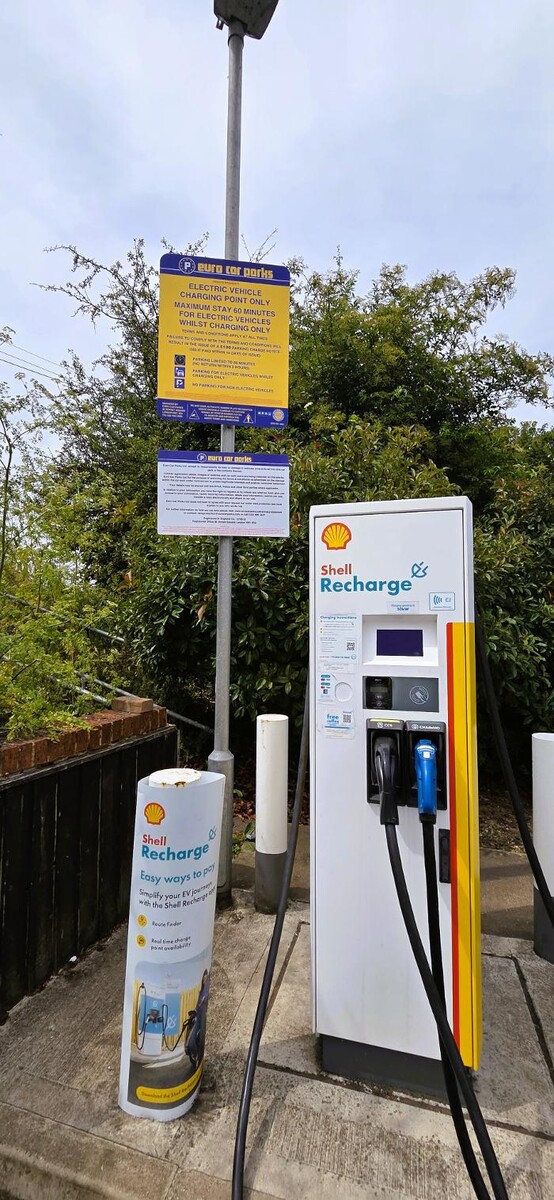 Images Shell Recharge Charging Station