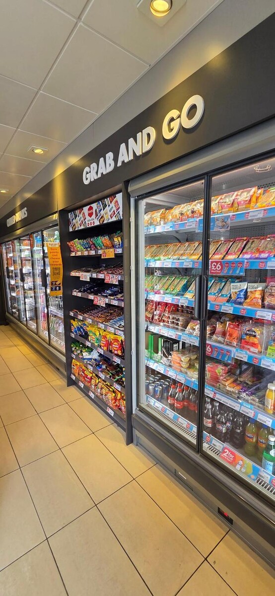 Images Shell Recharge Charging Station