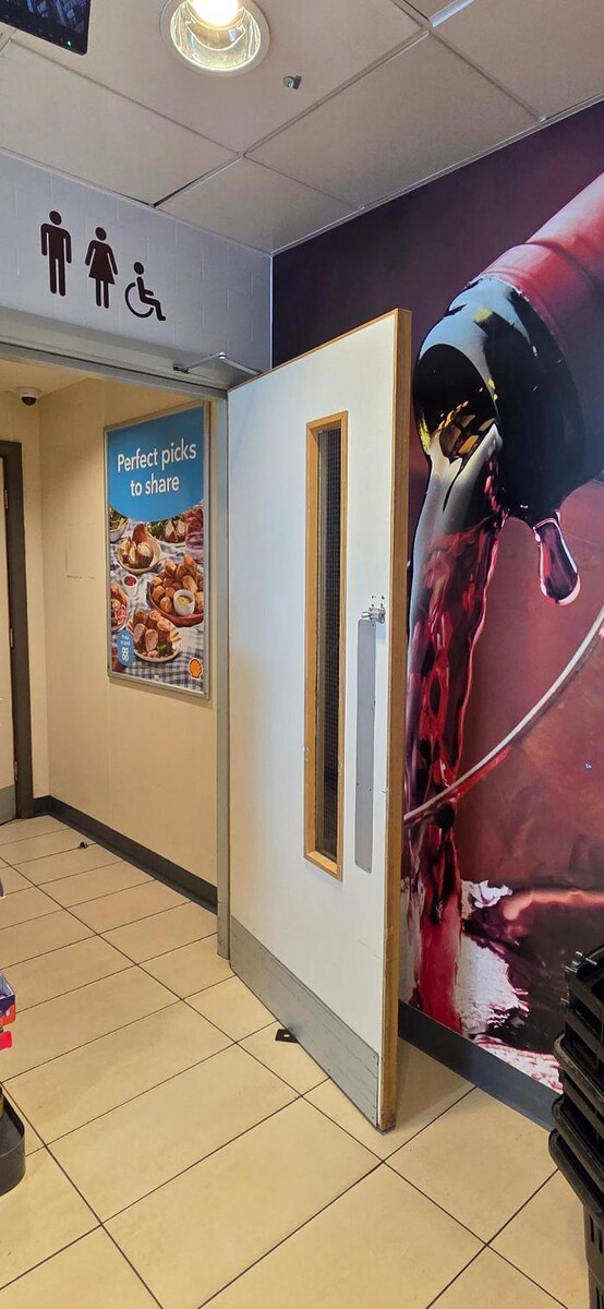 Images Shell Recharge Charging Station