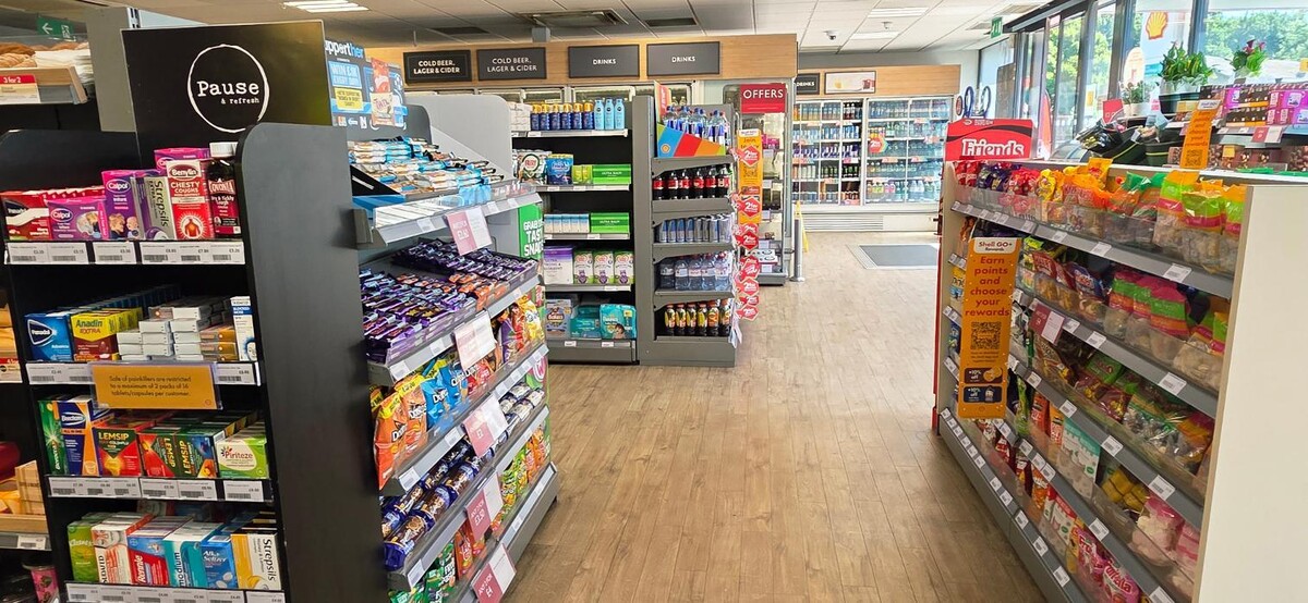 Images Shell Recharge Charging Station