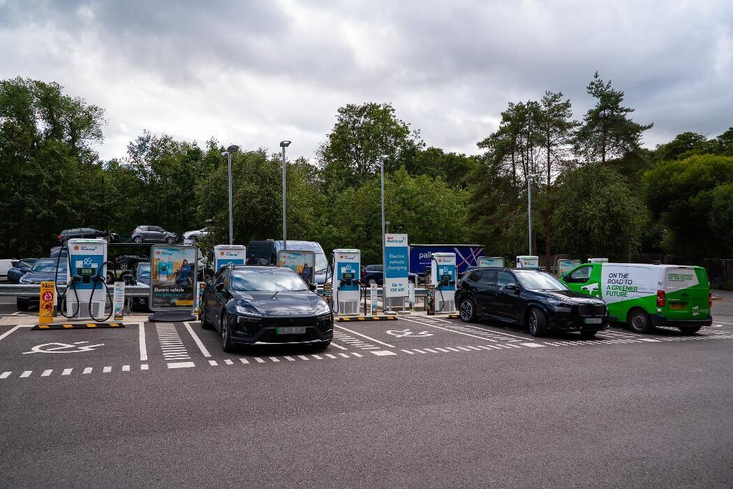 Images Shell Recharge Charging Station