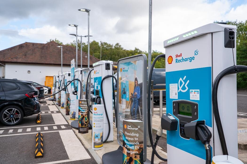 Images Shell Recharge Charging Station