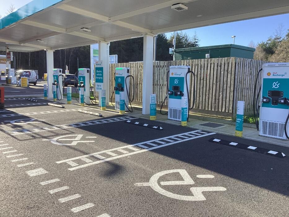 Images Shell Recharge Charging Station