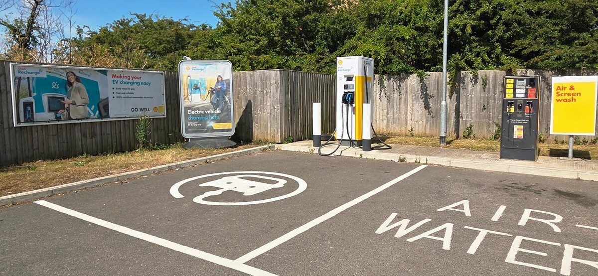 Images Shell Recharge Charging Station