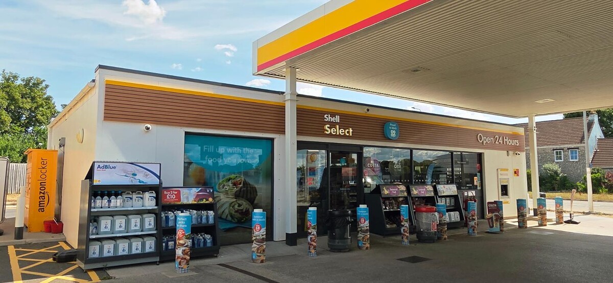 Images Shell Recharge Charging Station