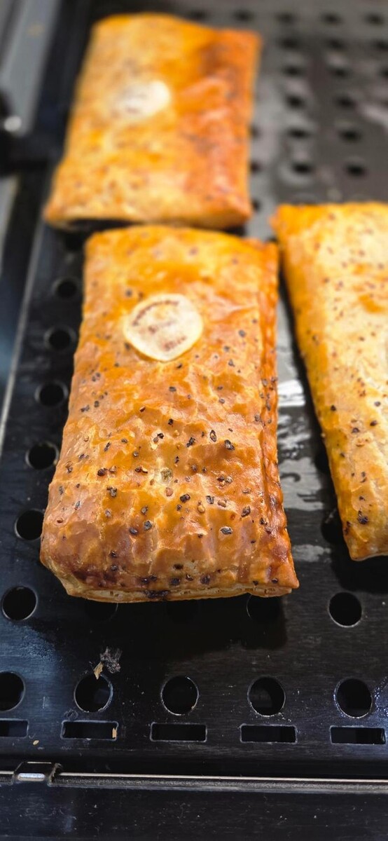 Images Shell Recharge Charging Station