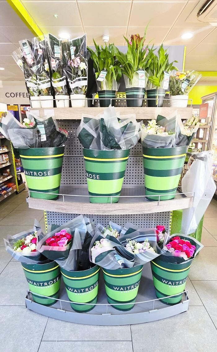 Images Shell Recharge Charging Station