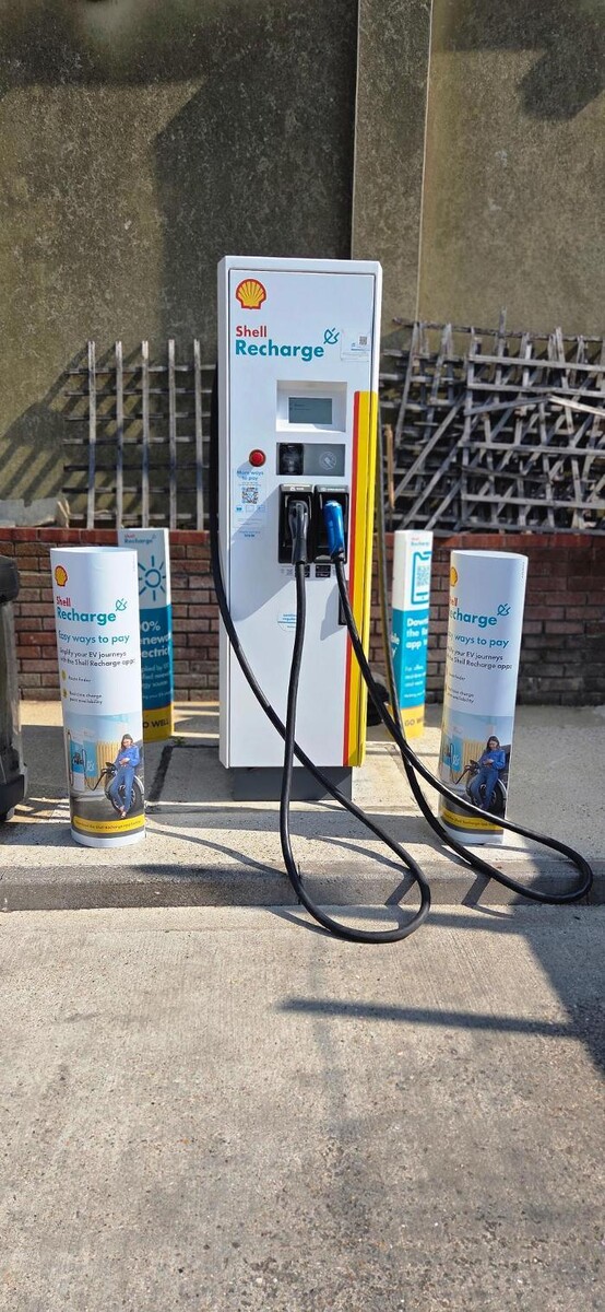 Images Shell Recharge Charging Station