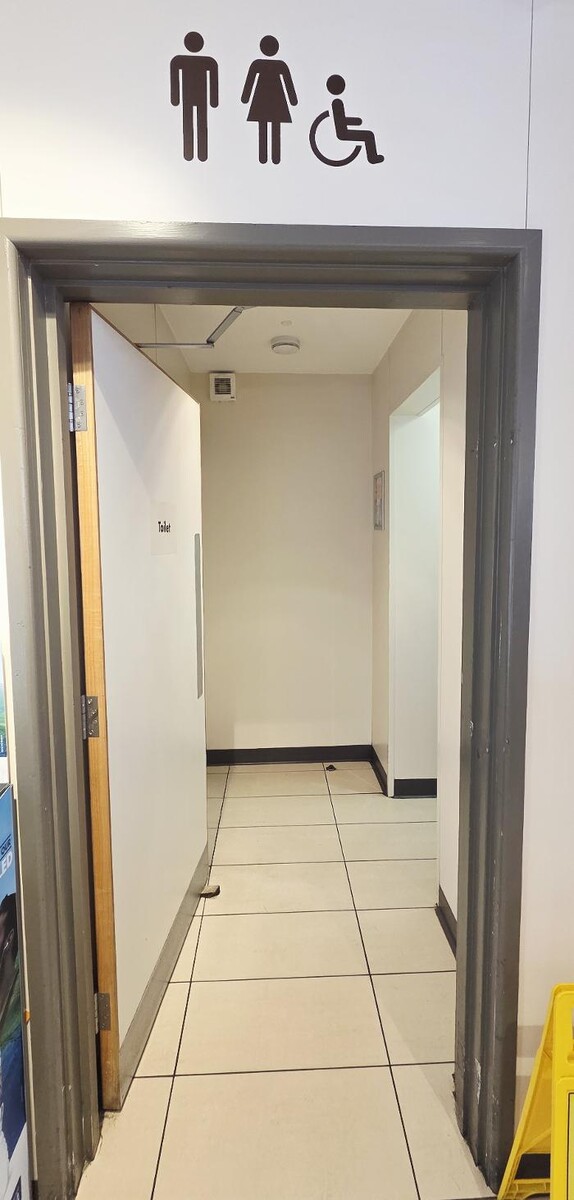 Images Shell Recharge Charging Station