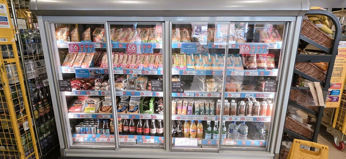 Images Shell Recharge Charging Station