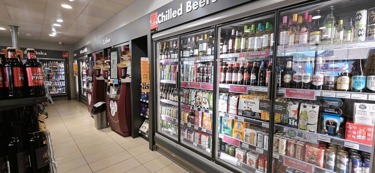 Images Shell Recharge Charging Station