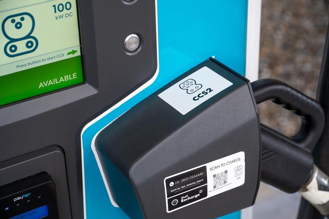 Images Shell Recharge Charging Station