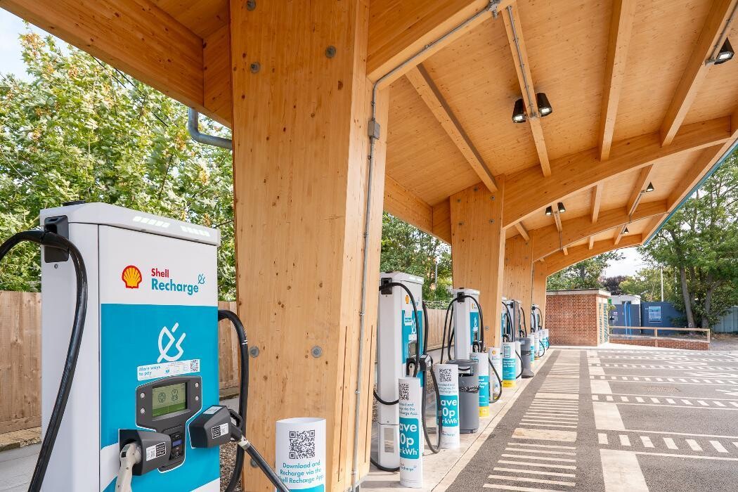 Images Shell Recharge Charging Station